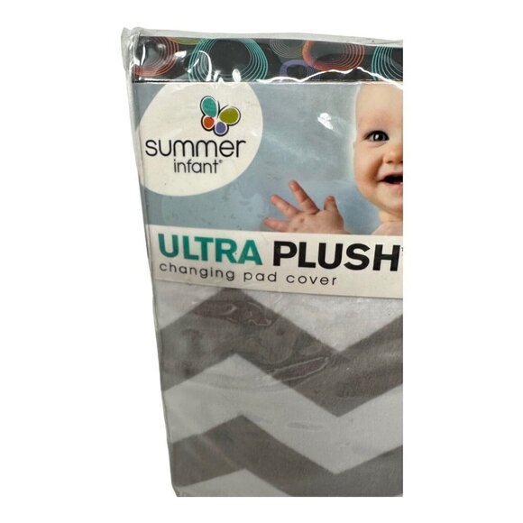 Summer Ultra Plush Changing Pad Cover Chevron Gray White Soft Baby Gift - Picture 2 of 7